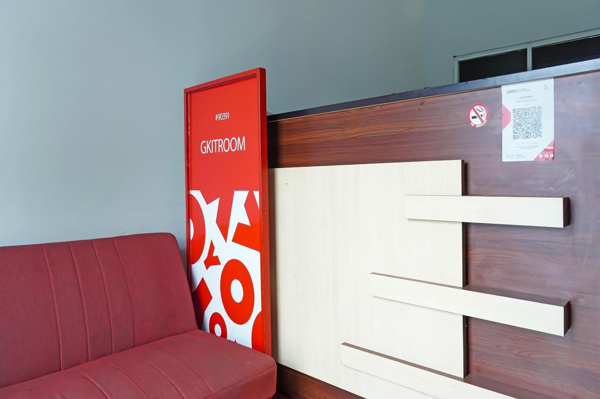 Oyo 90391 Gkitroom 加拉旺 外观 照片